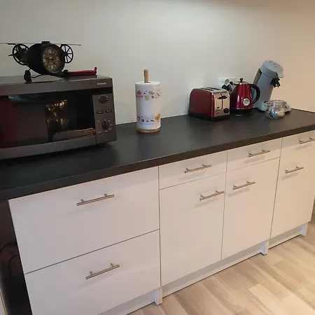 2 Chambres, Confort Et Calme. Appartement Zeggers-Cappel