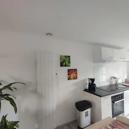 2 Chambres, Confort Et Calme. *