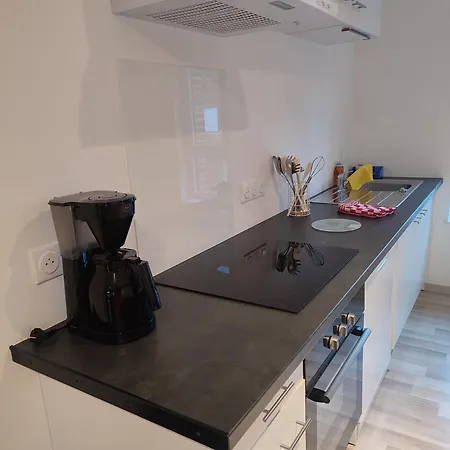 2 Chambres, Confort Et Calme. *